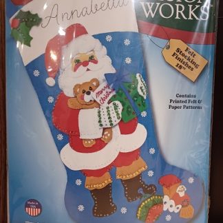 Design Works Crafts, Felt Stocking Kit, Toymaker, 6813